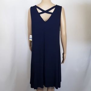 style&co Cross Back Stretch Sleeveles Swi